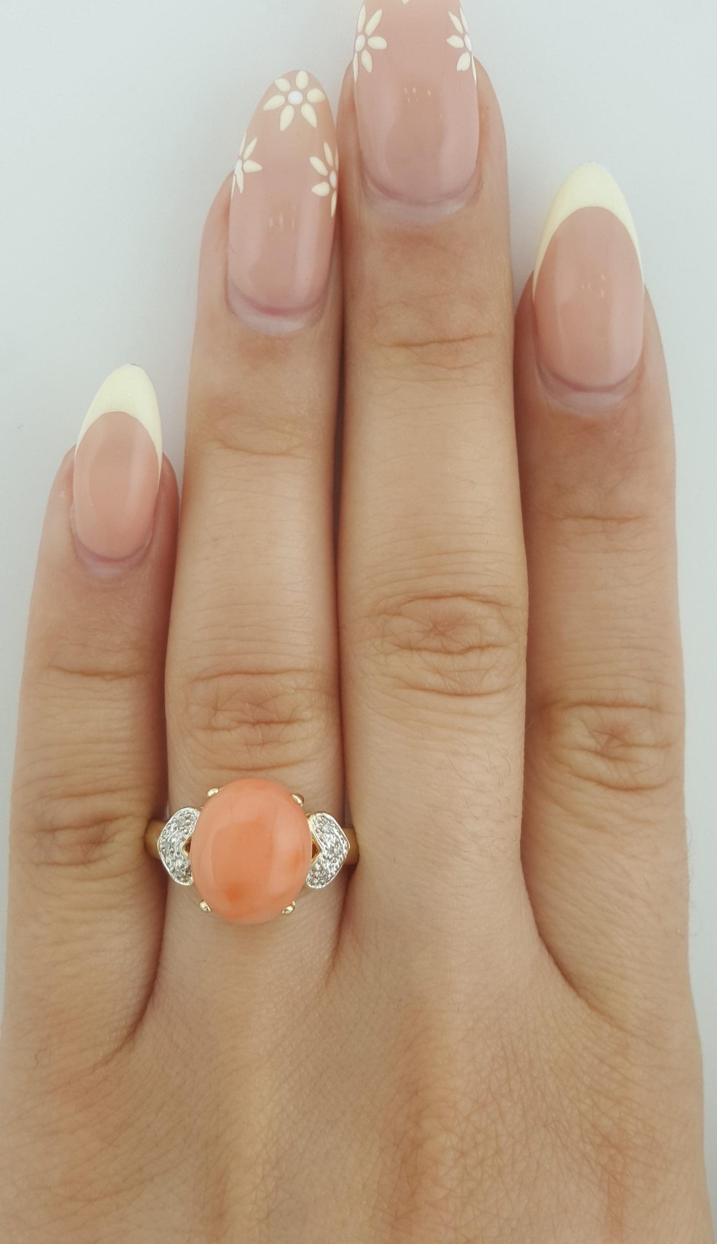 Vintage Coral Diamond Ring 14K Yellow Gold 12.2 x 10.2 mm
