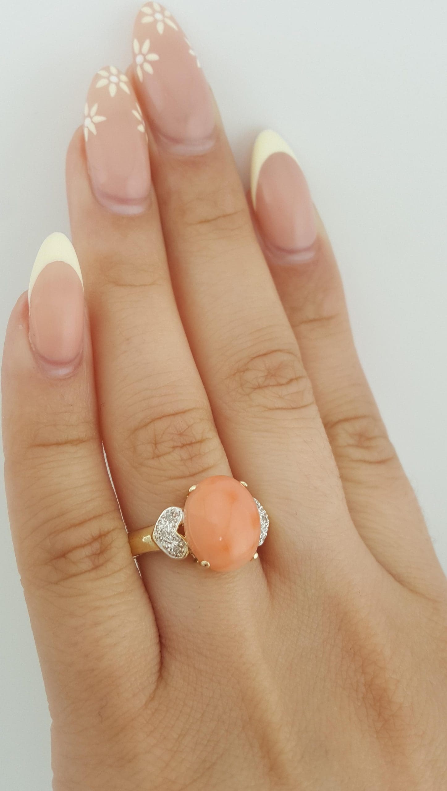 Vintage Coral Diamond Ring 14K Yellow Gold 12.2 x 10.2 mm