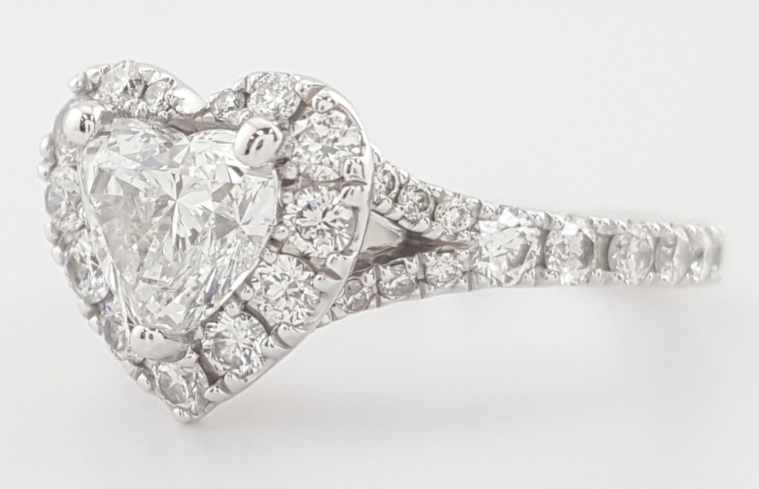 Neil Lane Heart Halo Diamond Engagement Ring 14K White Gold 1.38 ct Rtl $6K