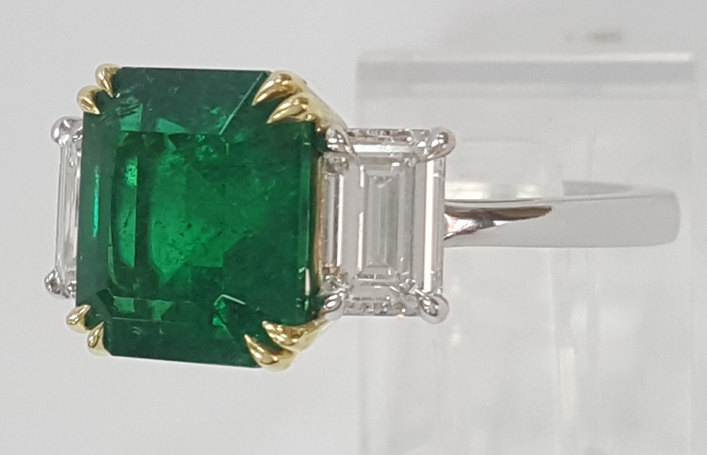 Vintage Tiffany & Co. Three 3 Stone Emerald Ring 5.71 ct Platinum & 18k 1980's
