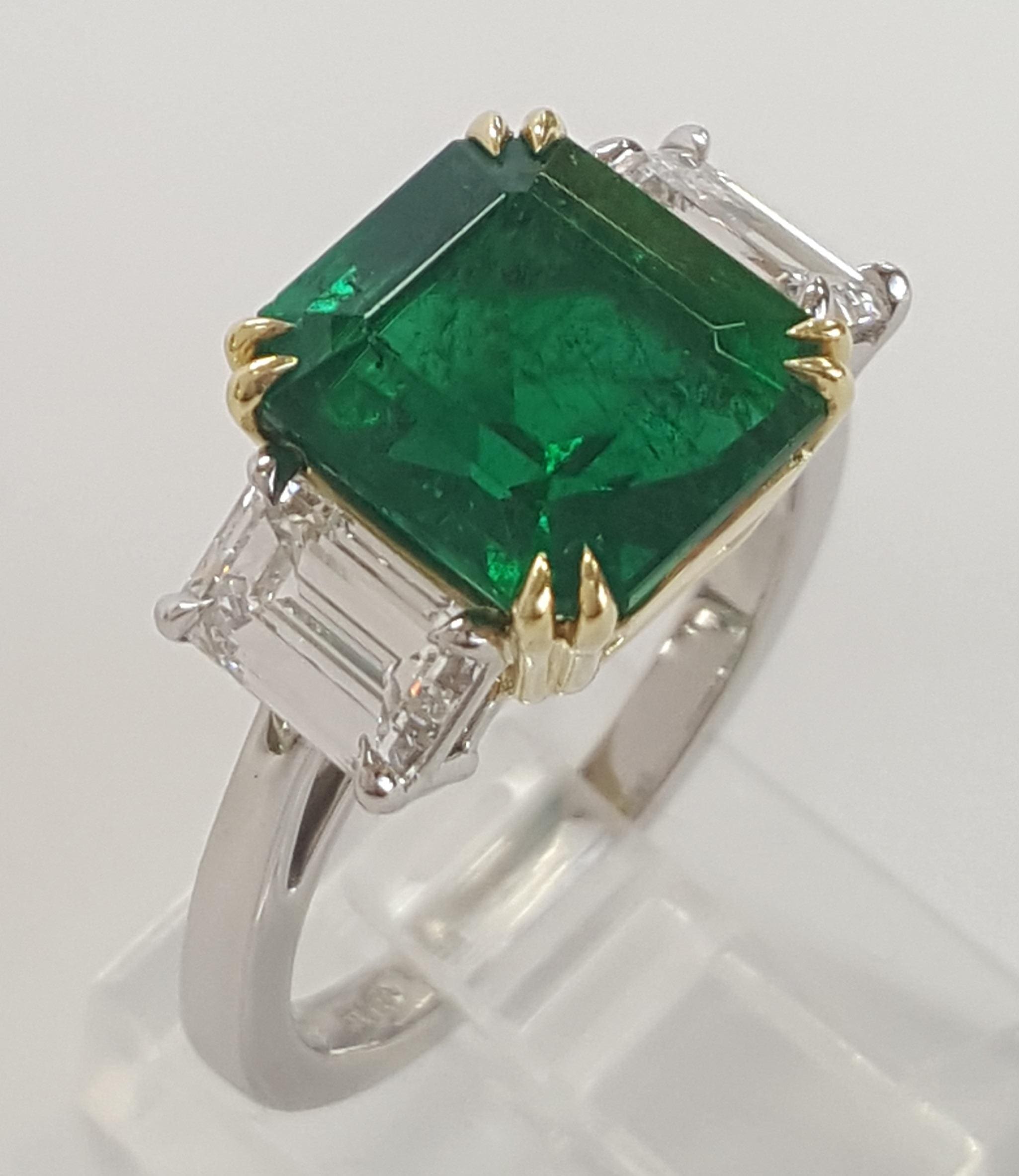 Vintage Tiffany & Co. Three 3 Stone Emerald Ring 5.71 ct Platinum & 18k 1980's
