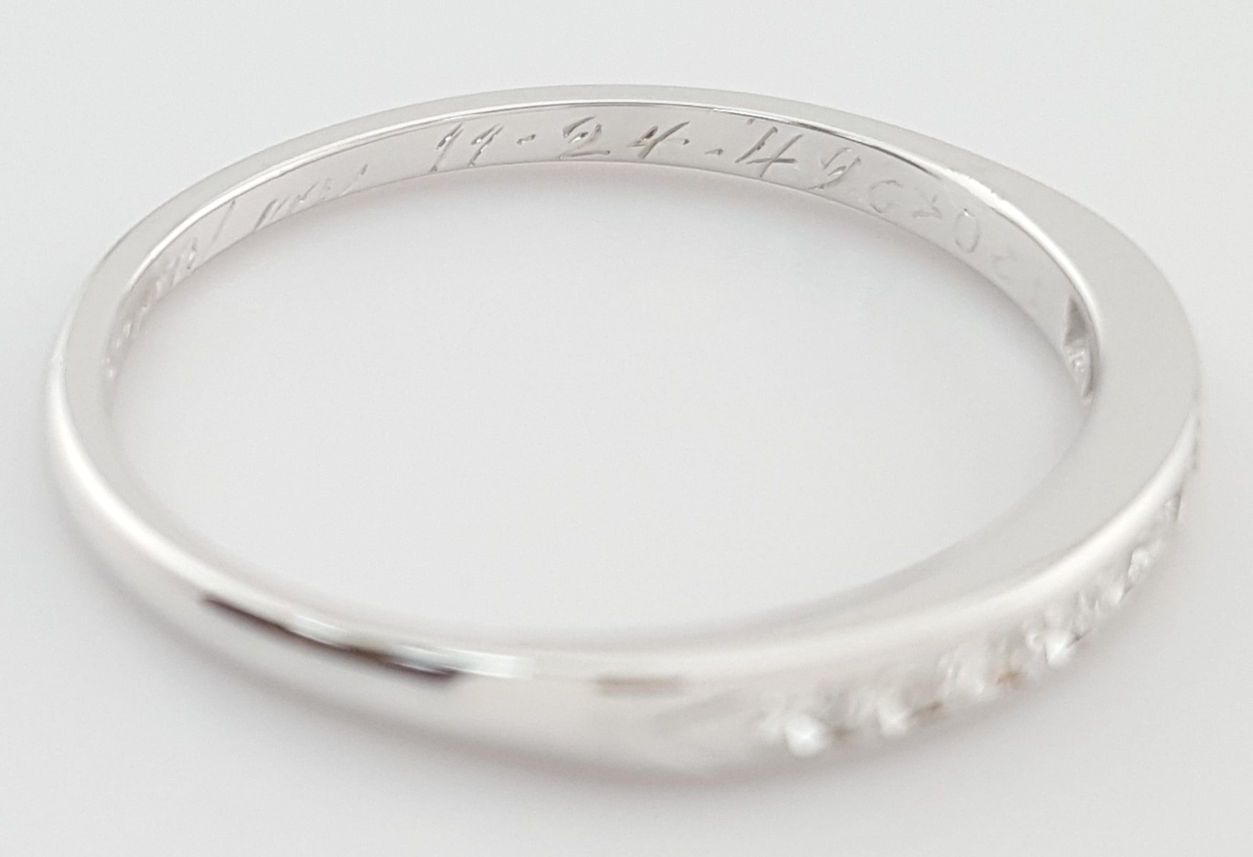Vintage Single Cut Diamond Channel Set Wedding Band 0.1 ct 2.2 mm 18k W Gold