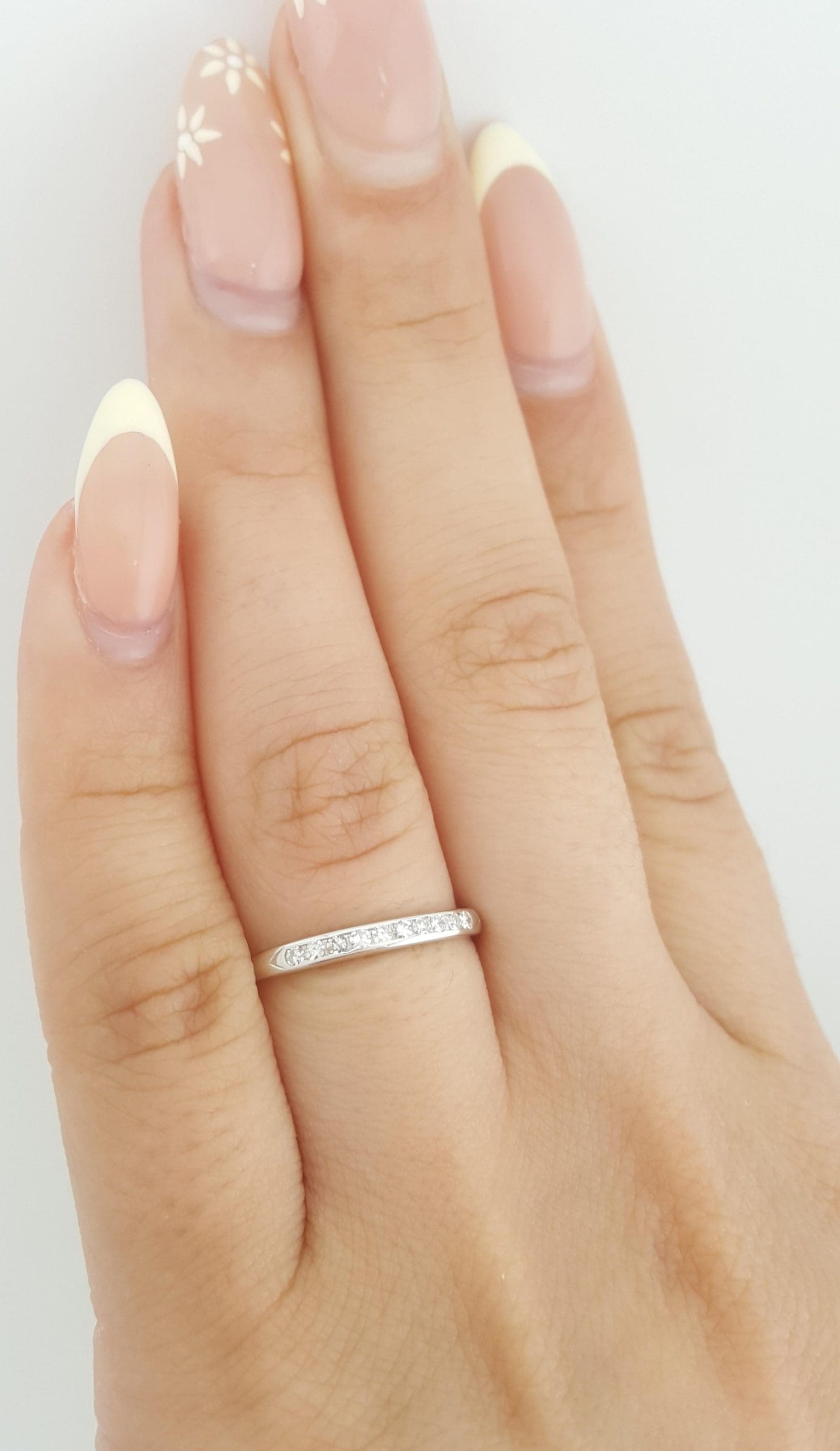 Vintage Single Cut Diamond Channel Set Wedding Band 0.1 ct 2.2 mm 18k W Gold