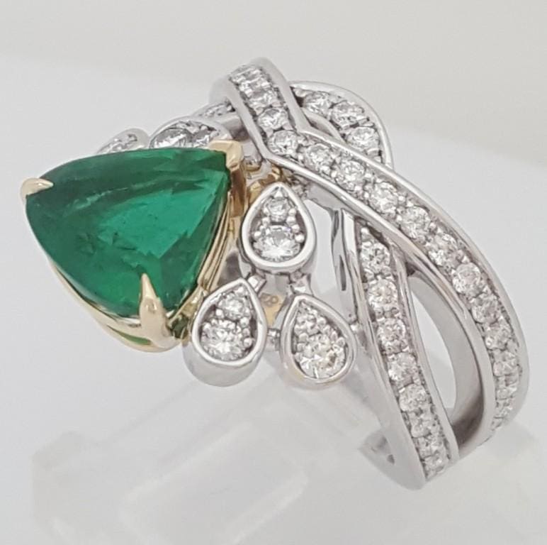 Green Emerald & Diamond Platinum & 18k Yellow Gold Ring 3.76 ct Rtl $40K