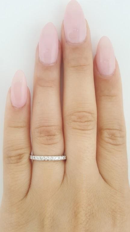 Vera Wang Half Circle Round Diamond Wedding Band 0.33ct 14k White Gold 2 mm 2 Gr