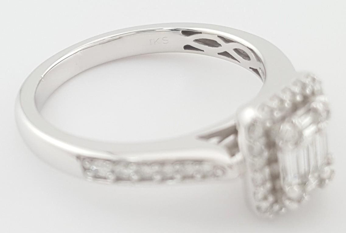 Cluster Diamond Halo Engagement Ring 0.5 ct 14k White Gold Retail $2,500